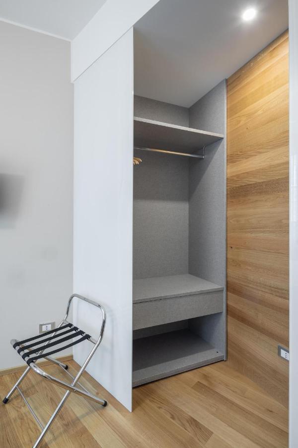 30Cavour Luxury Suites Pawia Zewnętrze zdjęcie