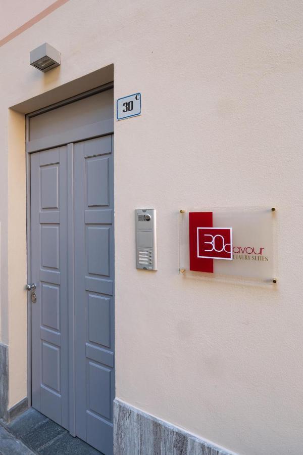 30Cavour Luxury Suites Pawia Zewnętrze zdjęcie